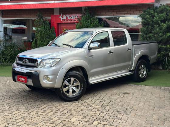 TOYOTA HILUX 2.7 SR 4X2 CD 16V GASOLINA 4P MANUAL TOYOTA HILUX 2.7 SR 4X2 CD 16V GASOLINA 4P MANUAL